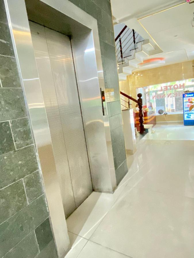 Thien Son Hotel Ho Şi Min Exterior foto